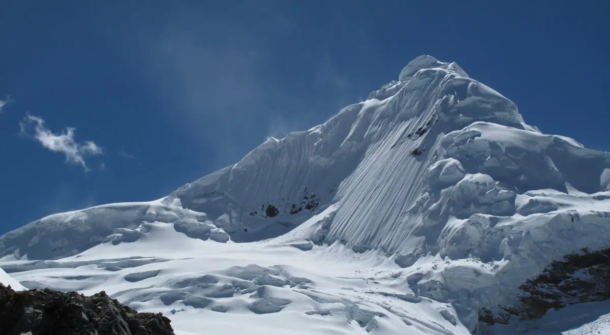 Santa Cruz Trek & 3 Peaks in Ishinca Valley - Image 4