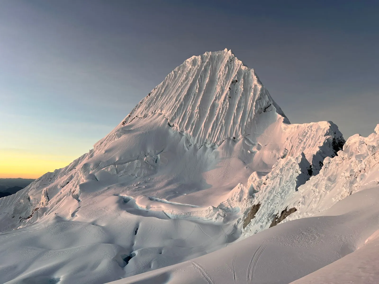 Alpamayo Climb - 6 days - Image 7