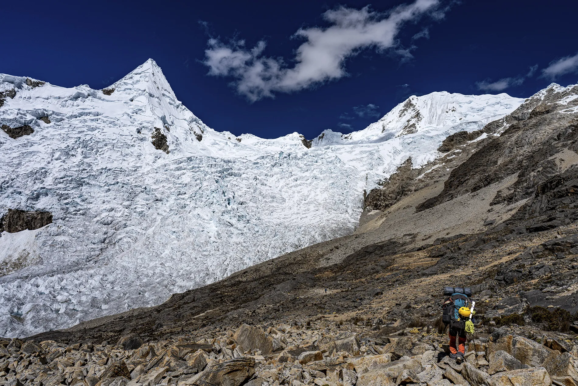 Alpamayo Circuit Trek - Image 3