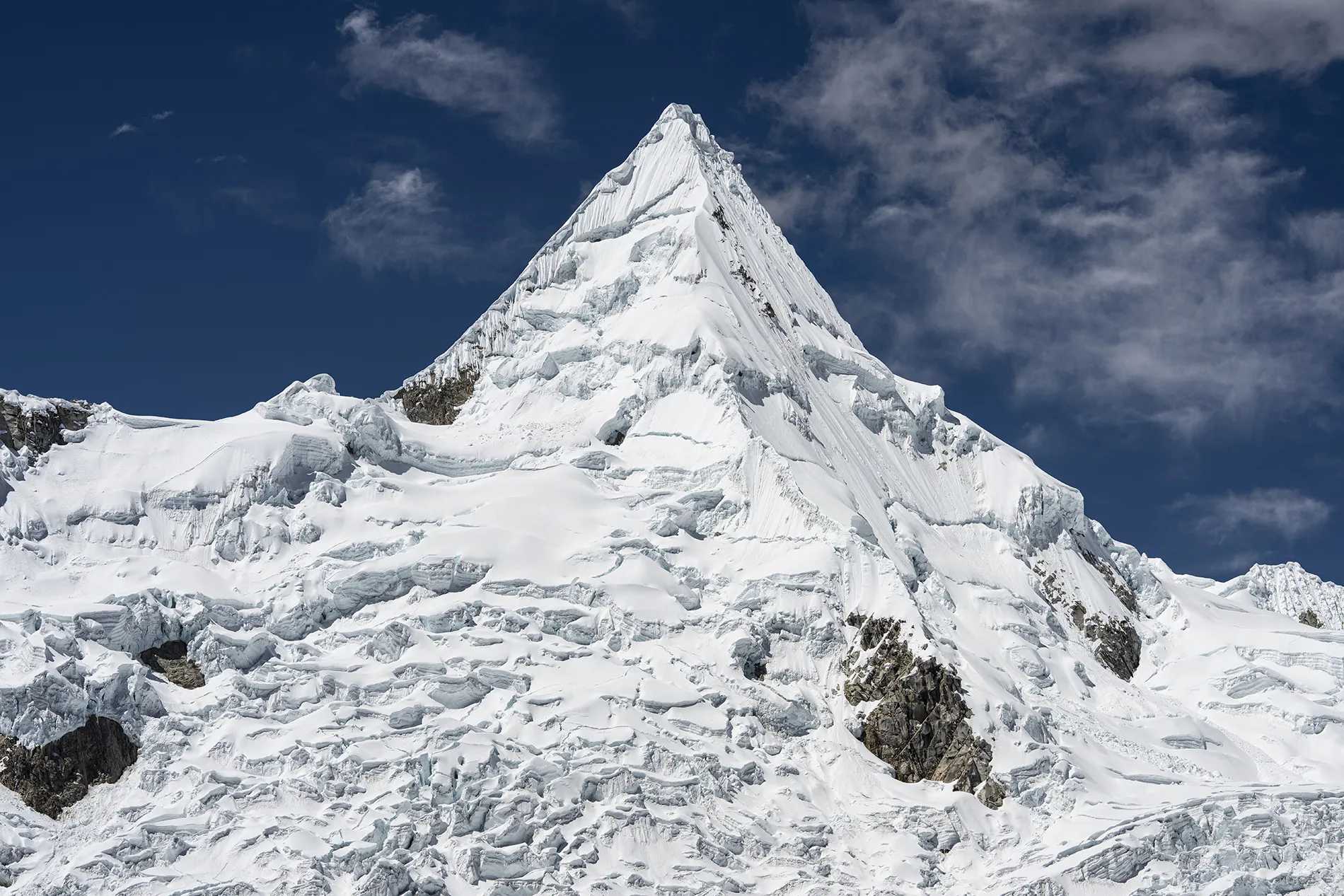 Alpamayo Circuit Trek - Image 7