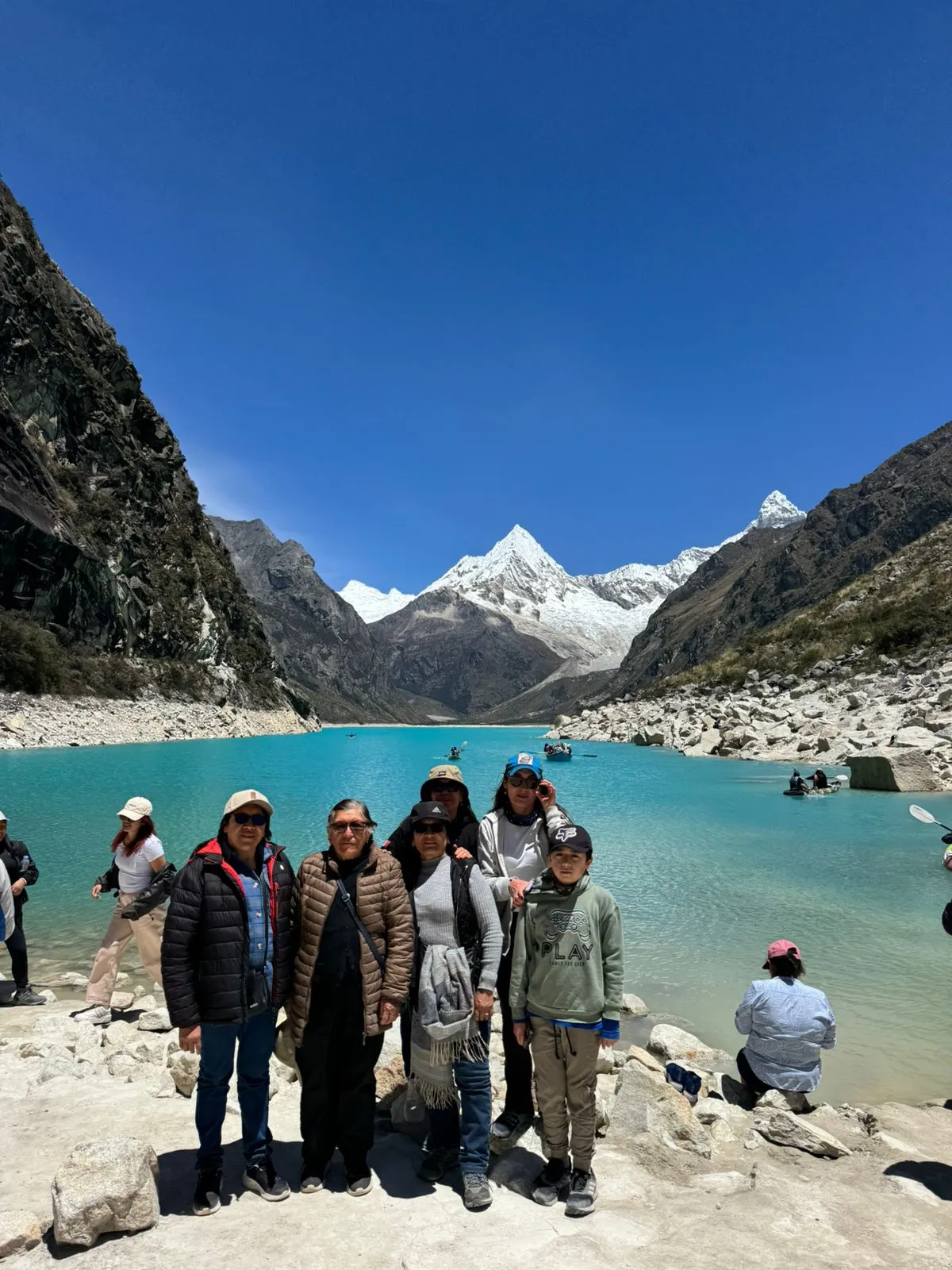 Laguna Paron Day Hike - Image 5